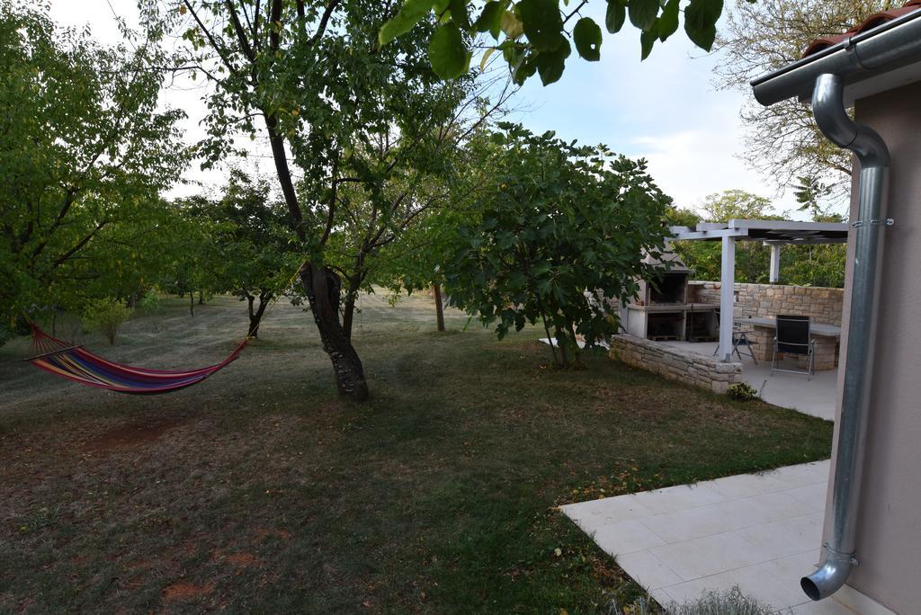 Svetvinčenat Holiday Home Brhanici מראה חיצוני תמונה